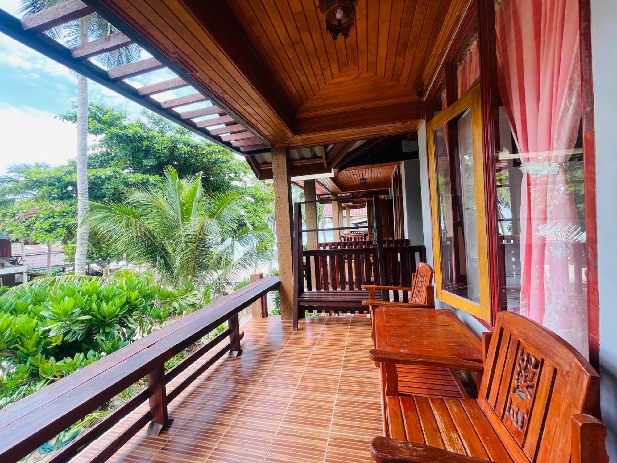 Big Fish Resort Koh Tao Exterior photo